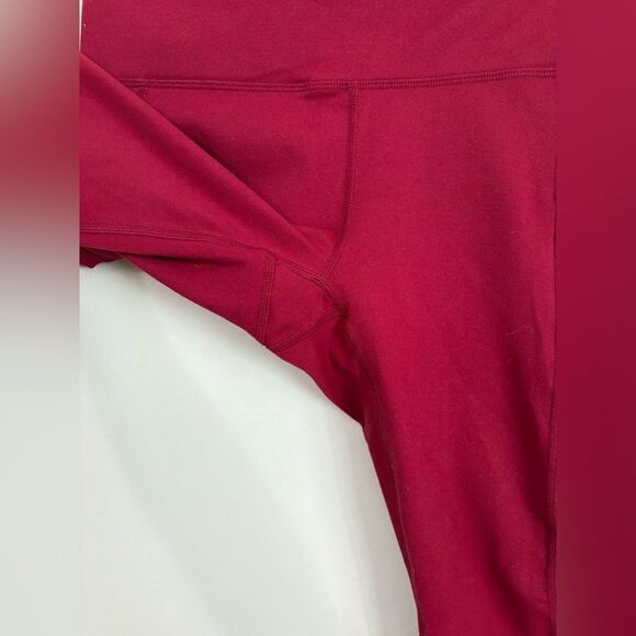 Fabletics Cropped Leggings - Picture 4 of 10